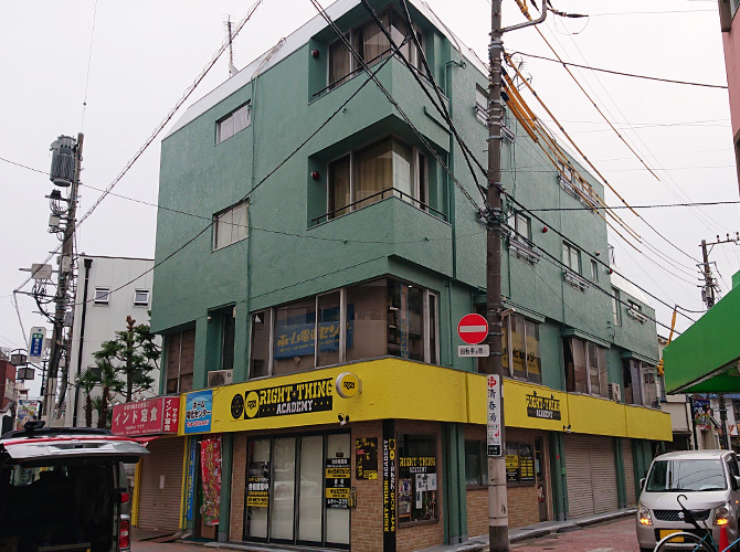 東京都中野区4階建マンションの外壁塗装・屋上防水工事の施工事例