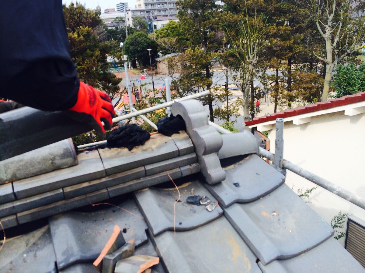 東京都江東区の住宅の外壁塗装の施工のようす