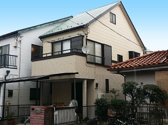 東京都足立区の住宅で断熱塗料ガイナの屋根塗装・外壁塗装｜ガイナとパーフェクトトップ
