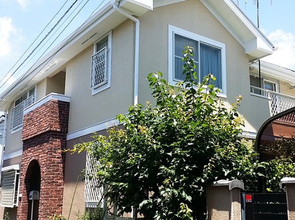 東京都新宿区の戸建住宅で外壁塗装・屋根塗装｜ナノコンポジットWと断熱塗料ガイナ