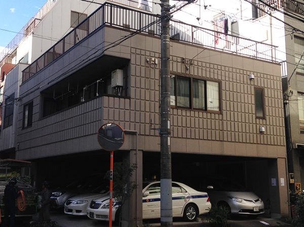 東京都台東区（戸建） 鉄部・外階段・外壁塗装工事 施工前