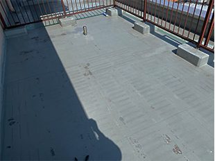 東京都荒川区（マンション） 屋上防水工事 施工前