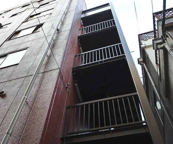 東京都世田谷区(マンション) 鉄部・外階段塗装 施工後