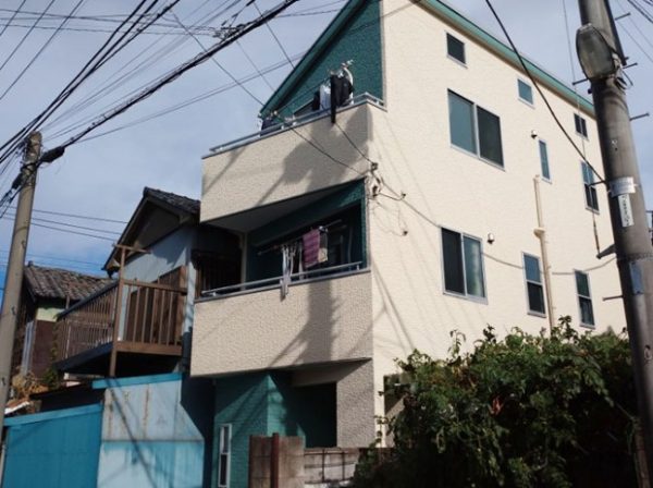 東京都葛飾区(戸建て) 鉄部・外階段塗装 施工後