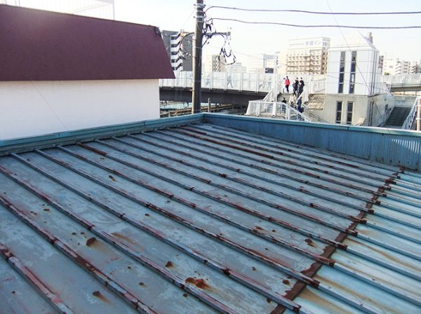神奈川県横浜市（店舗） 屋根工事 施工前
