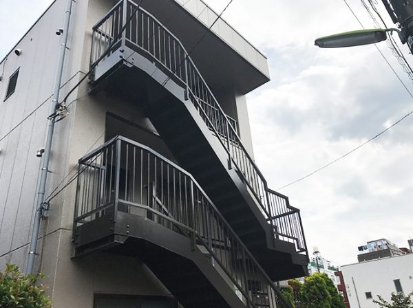 東京都世田谷区(マンション) 鉄部・外階段塗装 施工後