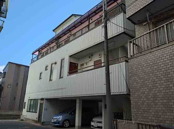 東京都荒川区(アパート) 長尺シート工事 施工後