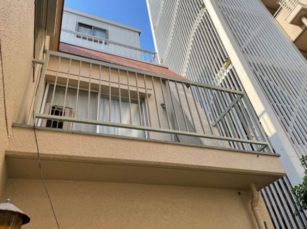 東京都世田谷区(戸建て) 鉄部・外階段塗装 施工後