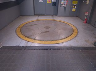 東京都中央区 鉄部・外階段工事 施工前