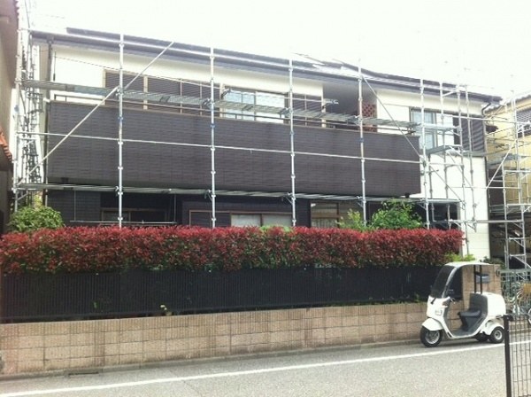 東京都足立区の住宅で外壁・屋根の遮熱塗装｜パラサーモ・サーモアイで家全体を遮熱